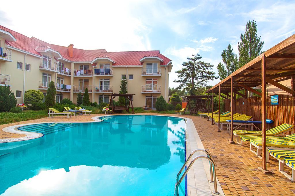 Hotel Delfin Koblewe Exterior foto